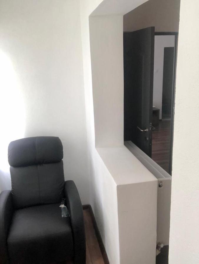 Silene Studio Крайова Экстерьер фото